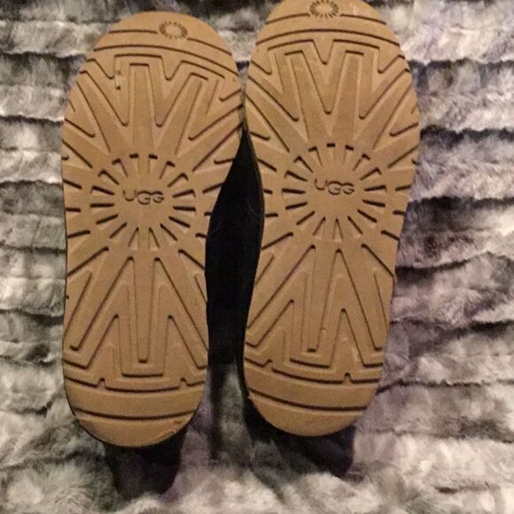 MENS UGGS CHUKKA BOOTS - Picture 3 of 5